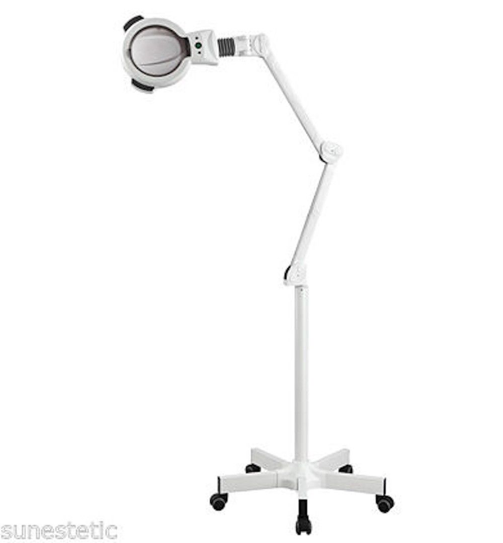 Lampada-LED-lente-d'ingrandimento-luce-fredda-studio-medico