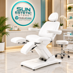 Clinica estetica moderna con poltrona bianca