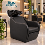 Postazione shampoo elegante in salone moderno