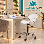 Elegante postazione manicure in salone di lusso